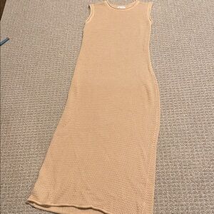 Chic Sleeveless Beige Knit Midi Dress